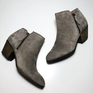 Frye Judith Zip Bootie Women's Ankle Boots Suede Booties Taupe 71735 size 8